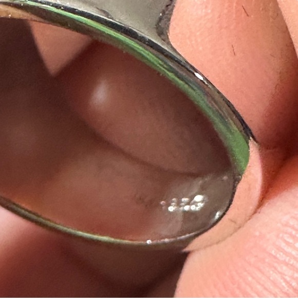 White Gold 18k HGE Signed A in Circle Silver & Large Sparkling CZ Stone Size 6.5 - Picture 7 of 11